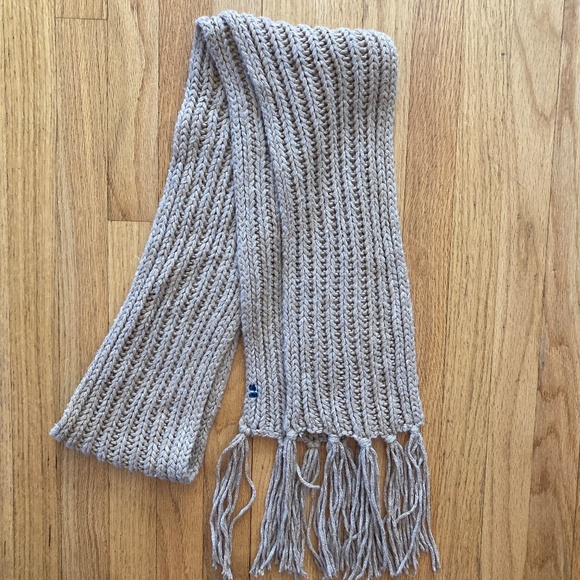 3/$10 Gap Tan Knit Scarf - Picture 2 of 5
